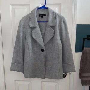 Preston & York Women's Gray Suit Jacket